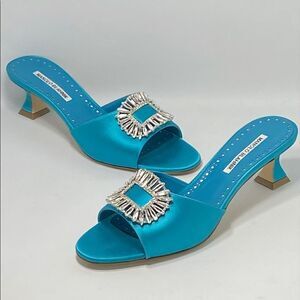 Manolo Blahnik Laalita 50 Embellished Buckle Satin Mules size 39.5